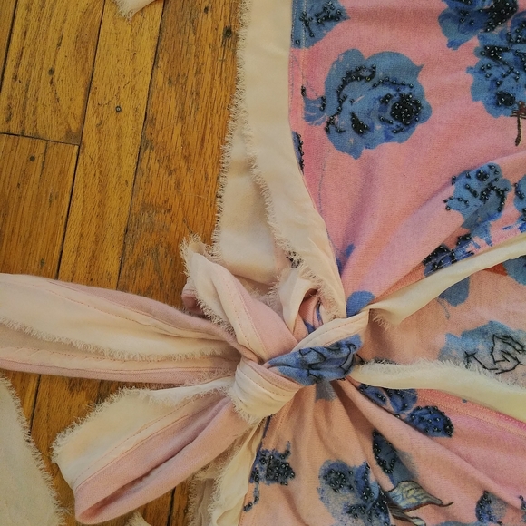 Sweater - Picture 3 of 8